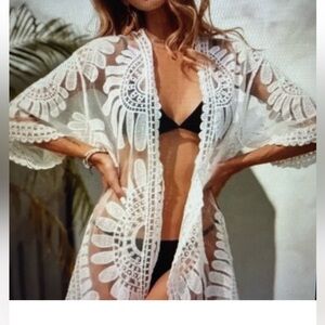 Rebellion Again Cream Lace Swim Coverup Women’s Size M